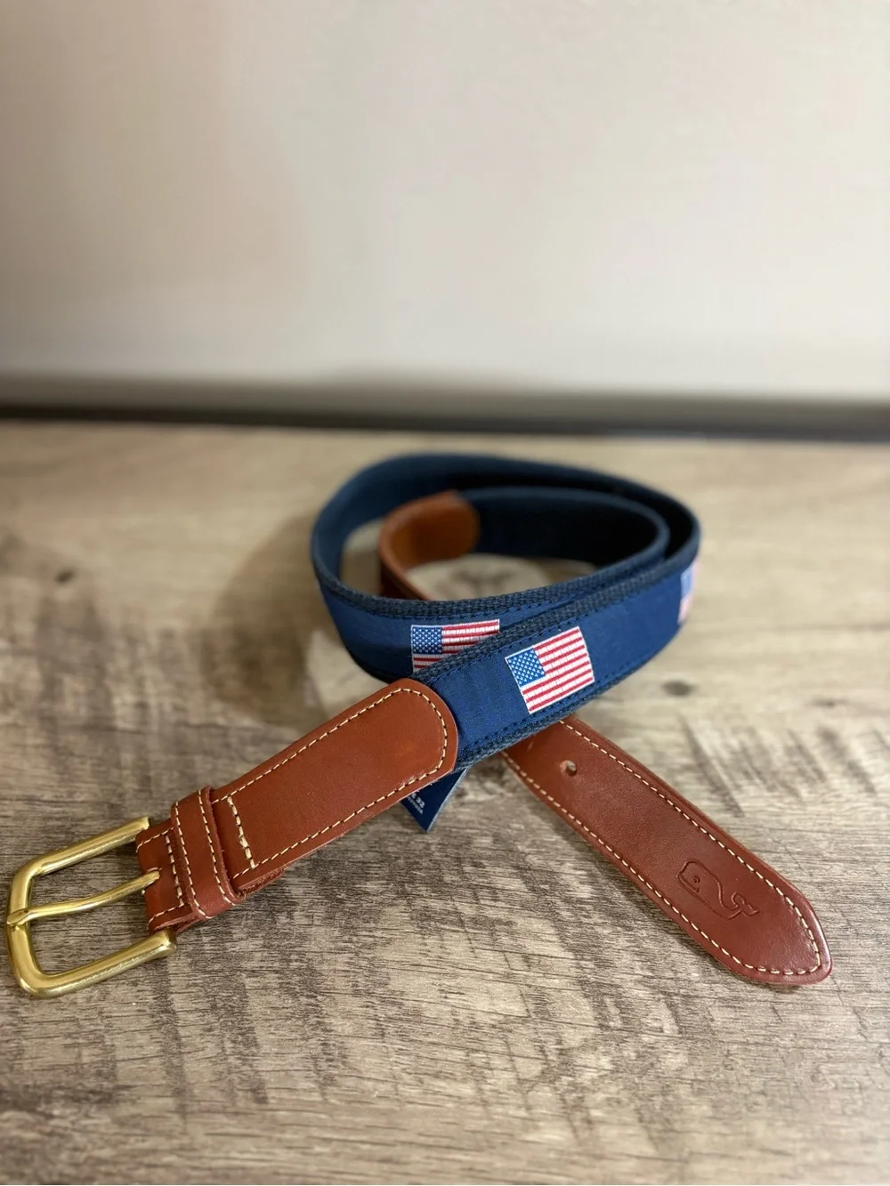 Men's VINEYARD VINES Navy Blue AMERICAN FLAG Leather BRASS Buckle GOLF BELT 32